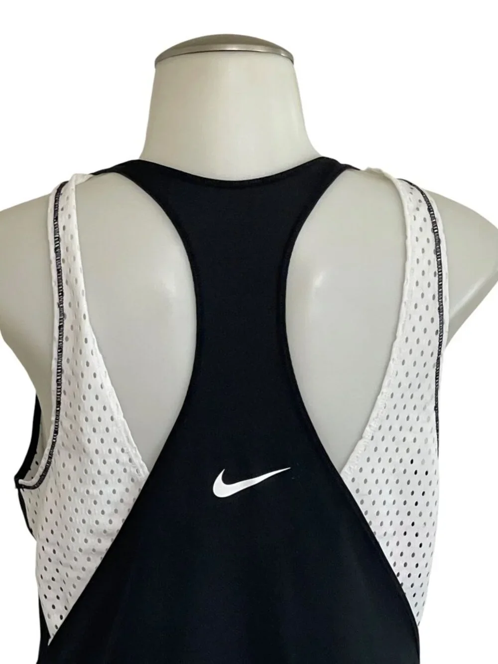 Nike Black & White Racerback Tank Top Womens Small